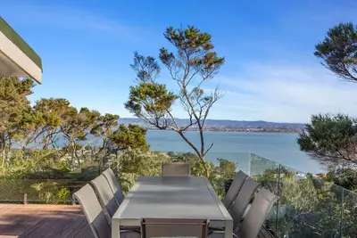 Image de Beach Haven Coastal Escape| by Furnished Rentals