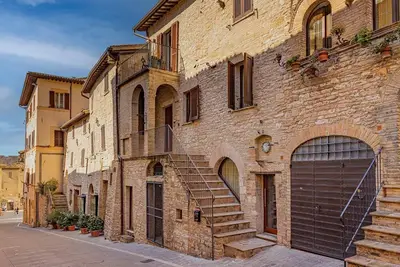 Image de A refined abode a stone's throw from the Basilica of St. Francis