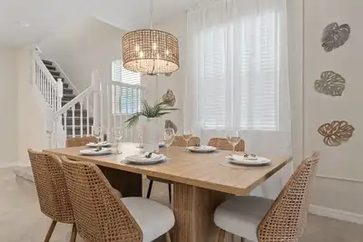 Image de 5bd Paradise Home with Pool and Bbq Resort Steps Away