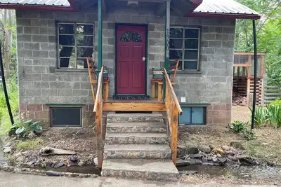 Image de Peaceful house with Ac and electric heat built into walls in charming Riggins