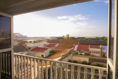 Image de Cozy Renovated Apt with Delightful View/Old City