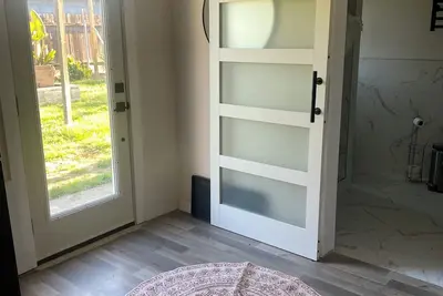 Image de Nurture, Nature in The Garden Flat 1-bedroom detached home with Ac