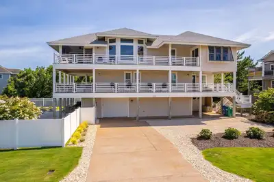 Image de Ideal Location in Duck. 5 Minute Walk to Beach and Town\nSummer: Fri to Fri stays