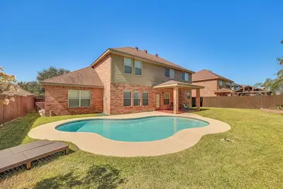 Private Theater & Pool: Spacious Mission Home