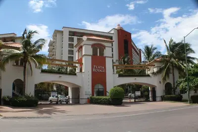 Image de Playa Royale 3 Bedroom / 3 Bathrooms condo 3506