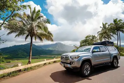 Image de Silver Fox Camper 2018 Tacoma