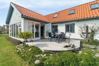 Image de Holiday home in Årsdale with sea view