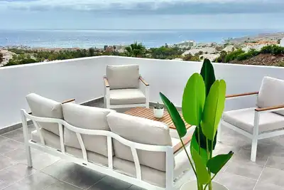 Image de Tenerife South 180 degree sea view terrace & sunset. Fully equipped