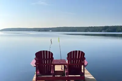 Image de Waterfront spacious cottage flat with scenic view in Buckhorn Lake