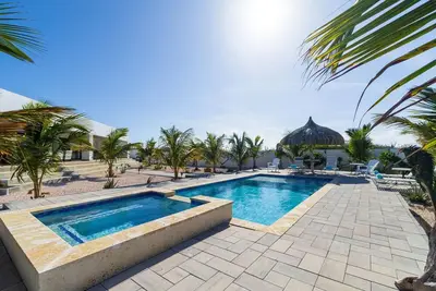 Image de Beautiful 3br2. 5ba Home w/Pool Close 2 Baby Beach