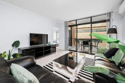 Image de Stylish 2br City Apartment | Balcony + Free Parking
