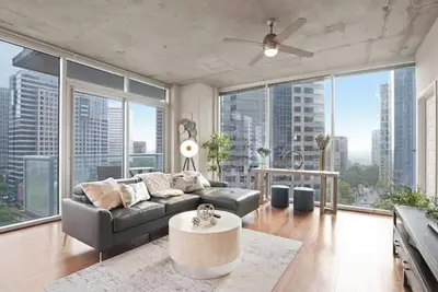 Image de Luxury Midtown Retreat 2br 2ba