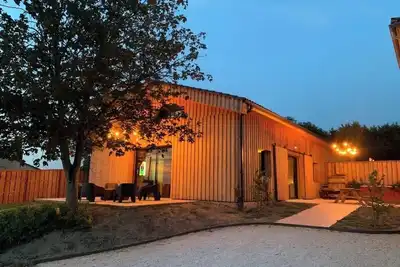 Image de Gîtes Barns de la Truffière: Loft Côté Cuvier