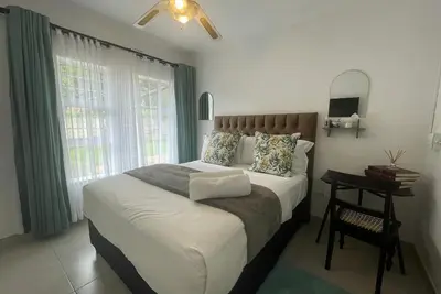 Image de Aviator's Nest Or Tambo