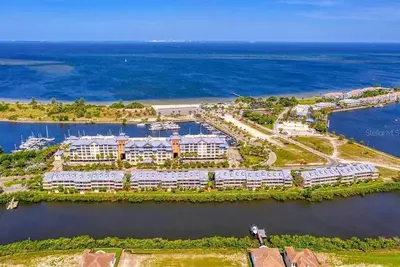 Image de The Beach! | Pool, Hot Tub, Gym, Game Room, Tennis