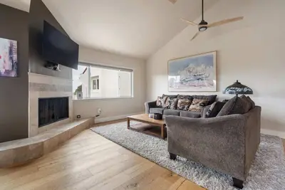 Image de New Cozy Leucadia Beach House with parking
