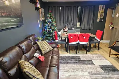 Image de Lux 2br Condo w King Beds Dtwn