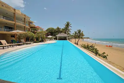 Image de Spacious 3br Oceanfront, Pool, Private Terrace