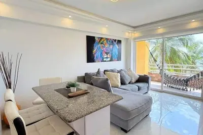 Image de Premium Lecheria | Oceanfront, Pool, and Relaxation