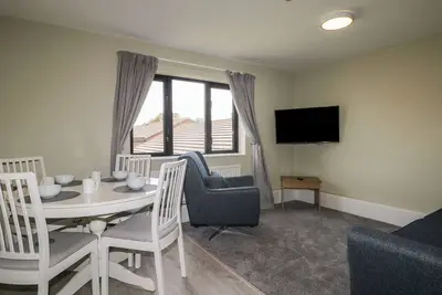 Image de Seashell Suite At Marine Court, family friendly in Littlehampton