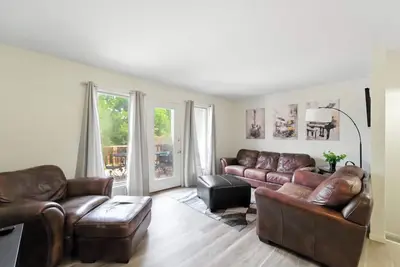 Image de Cozy Home Mins to Hospitals*District*Mizzou*Parks