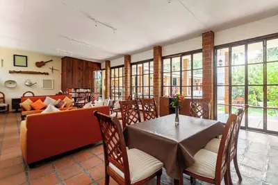 Image de Historic homes with services and heated pool 1 and 2