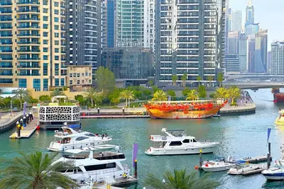 Image de First Line Canal View Studio w/ Balcony Max 4 Pax