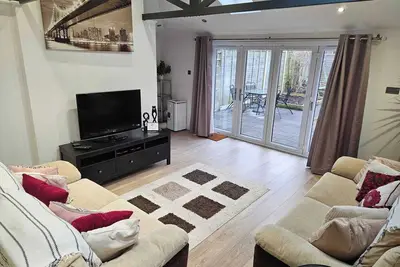 Image de Homely 4-Br house with Free Parking & Wifi