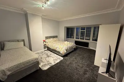 Image de Buxton 5-Bed Retreat - Sleeps 12, Parking & Garden