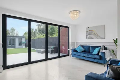 Image de 3 Bed Home Near Birmingham Centre & Transport Links