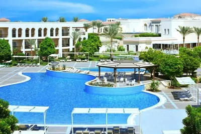 Image de Seaside Resort Retreat w/ Spa, Private Pools, Dining & Sports Facilities