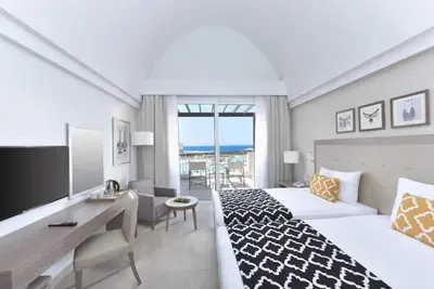 Image de Serene Red Sea Stay l 4 Relaxing Rooms, 5 Pools, Spa, Private Beach & Dining