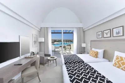 Image de 4 Relaxing Poolside Rooms l Pools, Spa, Snorkeling, Yoga & Private Beach Access