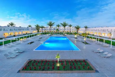 Image de All-Inclusive Vibes | 4 Sea-view Rooms w/ Pool Bar, Yoga, Tennis & Beach Access
