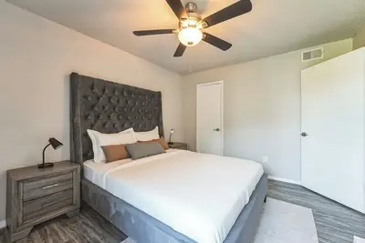 Image de The Landry 288 | Spacious and Cozy 2 Bedroom 1bth