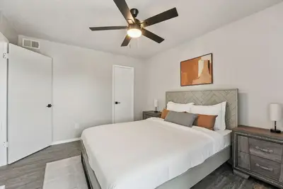 Image de The Landry 381 | Spacious and Cozy 2 Bedroom 1bth