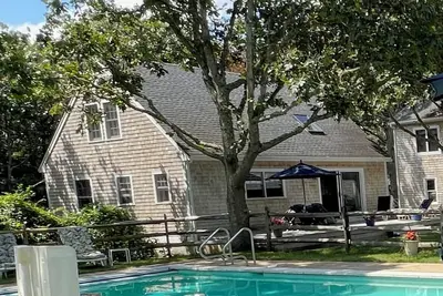 Image de 2-bedroom home with Pool and Tennis/Pickleball Court