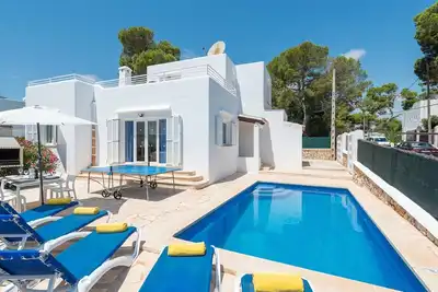 Image de Villa Nautilus à Cala d'Or avec piscine à 80 m de la plage