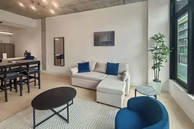 Image de Inviting NoLibs 1br Close to Attraction | Sleeps 4