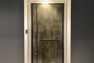 Image de 53 m² sunny house in the charming Yanesen area with a balcony