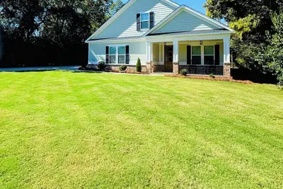 Image de Downtown Aiken Elegant New Home