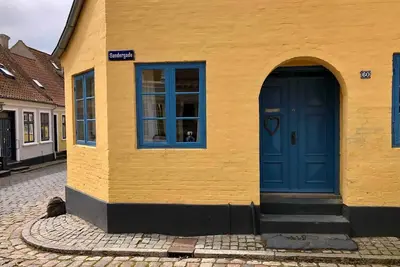 Image de Charming townhome near beach and square