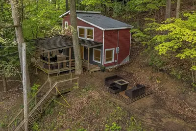 Image de Treehouse Vibes in the heart of the Mohican Forest