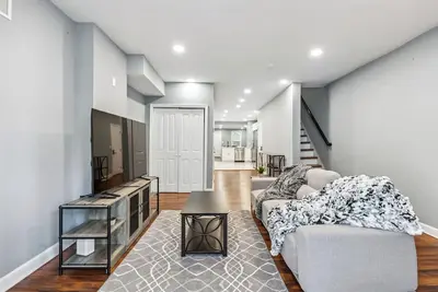 Image de Tilton Midtown - Modern Comfort with Central A/C, 3 Bedrooms and 2. 5 Bathrooms