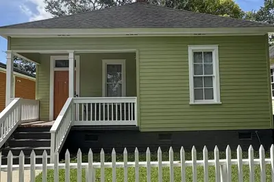 Image de Magnolia Bungalow near the park in Midtown