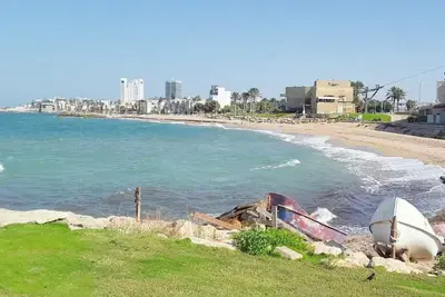 Image de Alona’s Apartments by the beach