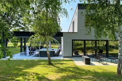 Image de Country house Greenfields - luxurious house in untouched nature