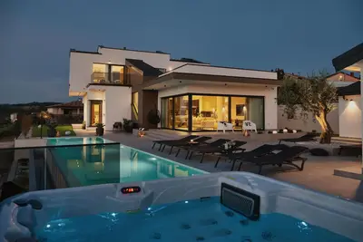 Image de Superbe maison à Momjan avec sauna