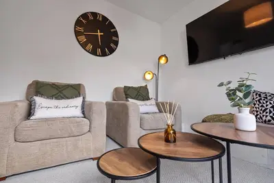 Image de City Nest Service Accommodation Heathrow  5 min drive to Heathrow Airport