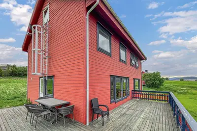 Image de Belle maison à Kongshus avec sauna